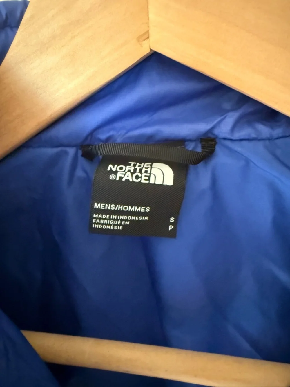 The North Face Royal Blue thermoball Puffer Jacket Small - Picture 5 of 9